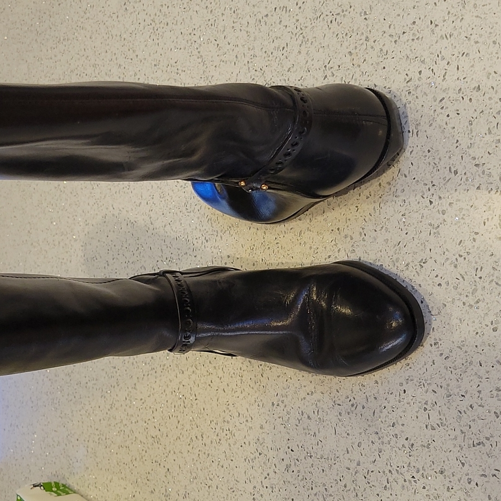 NEVER WORN ETIENNE AIGNER TALL EQUESTRIAN RIDING LEATHER BOOTS. - Picture 7 of 15